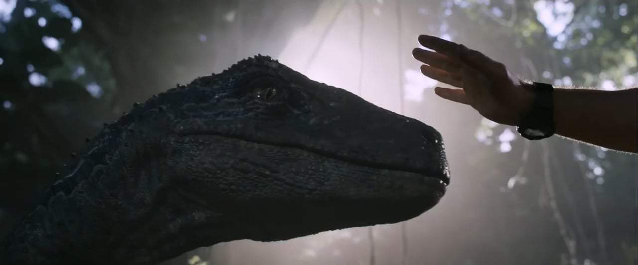 Jurassic World: Fallen Kingdom: TV Spot – Something’s Coming