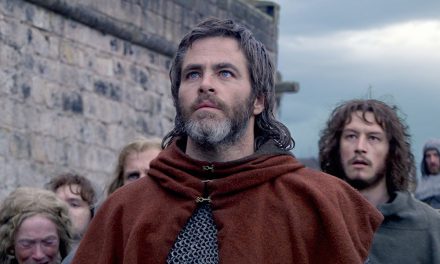 Film Review: Outlaw King is Better As a Display of Medieval Brutality Than As a Period Drama