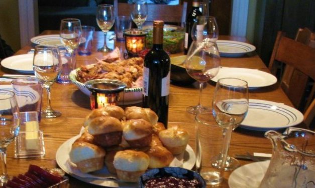 5 disparate ways to talk about politics with your family at Thanksgiving
