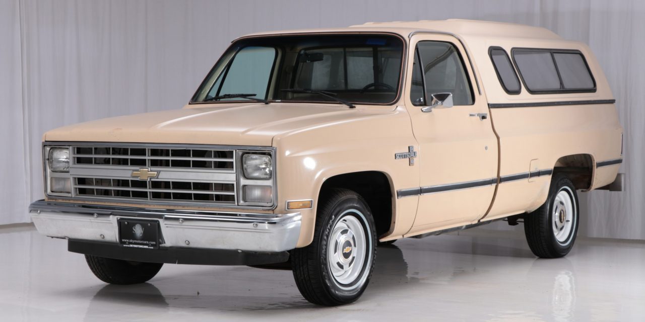 This 1985 Chevrolet C10 Scottsdale Is So Satisfyingly Clean