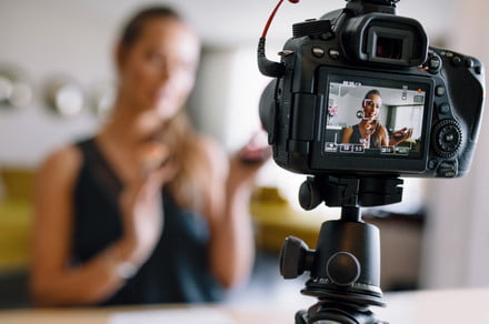 The best vlogging cameras of 2019