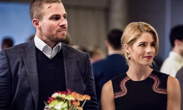 Oliver and Felicity Will Star in a Documentary in Arrow’s 150th Episode