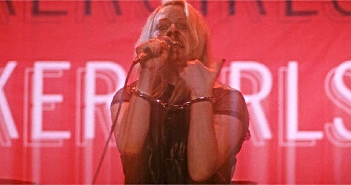 Her Smell Trailer Brings Elisabeth Moss Out of ’90s Grunge Rock Retirement