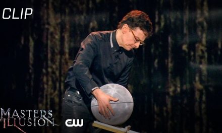 Masters of Illusion | Ultimate Mindreaders And One Big Green Bag Scene | The CW