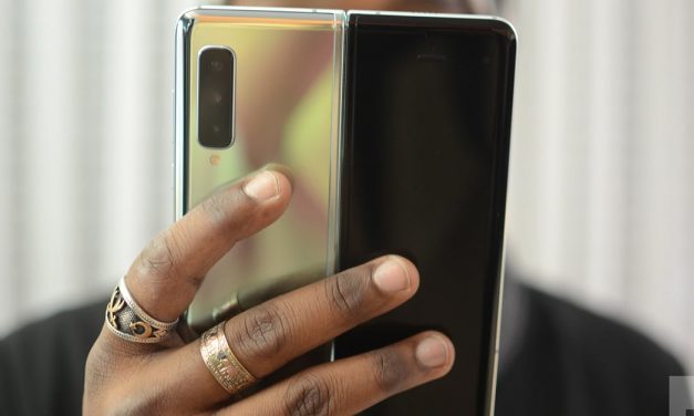 Samsung Galaxy Fold vs. Galaxy S10 Plus: Will the Plus bend to the Fold?