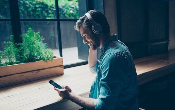 The Anatomy of a Perfect Podcast Episode, According to HubSpot’s Podcast Expert