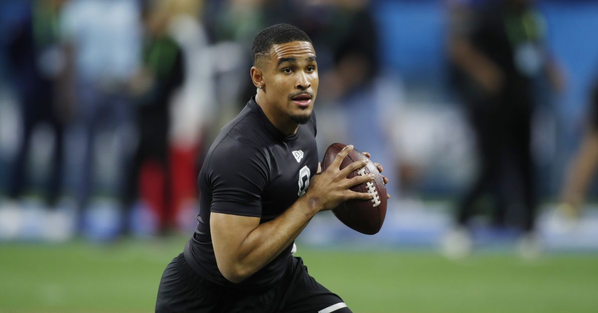 4 winners and 3 losers from QB drills at the NFL Combine