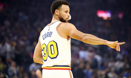 Stephen Curry reminds NBA of his unique magnetism in return for Warriors