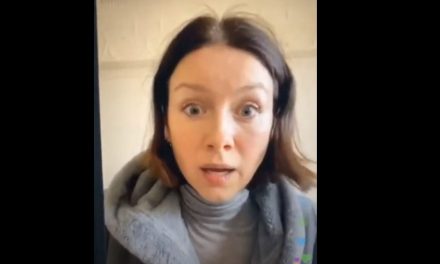Caitriona Balfe Performing as a Grey Crayon Is Something That Actually Happened (Video)