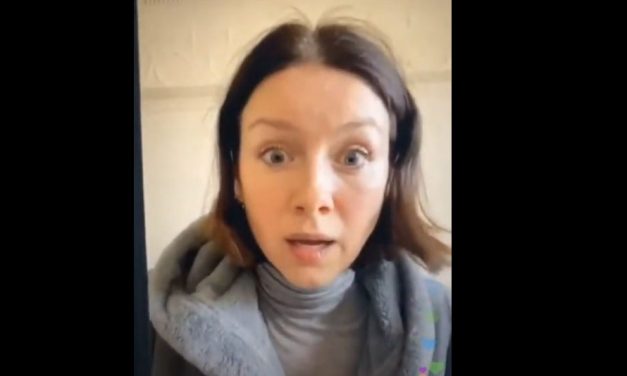 Caitriona Balfe Performing as a Grey Crayon Is Something That Actually Happened (Video)