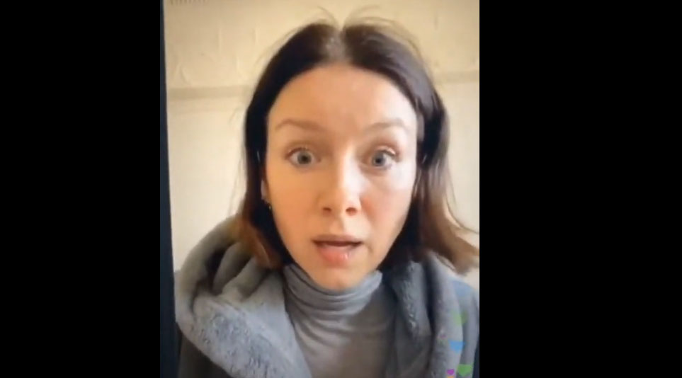 Caitriona Balfe Performing as a Grey Crayon Is Something That Actually Happened (Video)