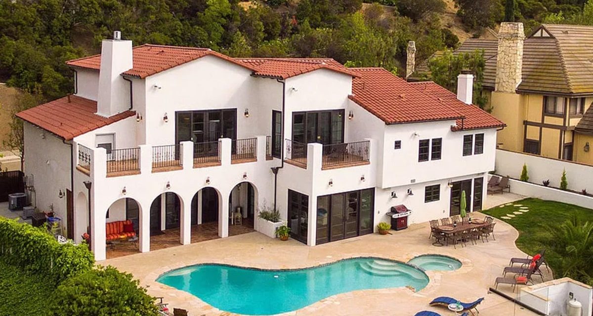 ‘Riverdale’ Star Lili Reinhart Drops $2.7M for L.A. Home