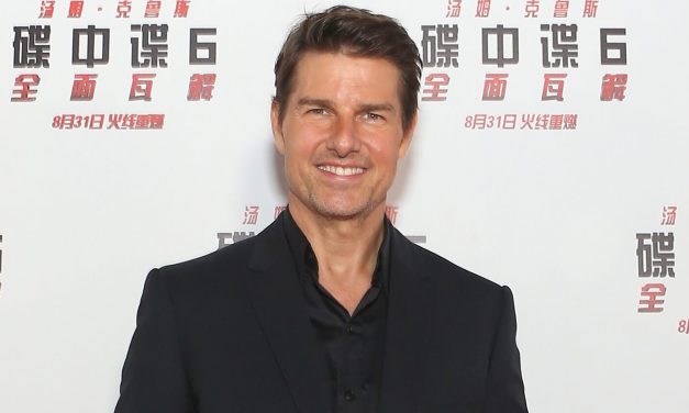 Tom Cruise returns to the movies — as a fan seeing ‘Tenet’ in a theater: ‘Loved it’