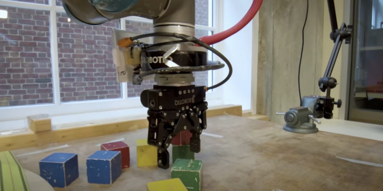 Teaching robots through positive reinforcement