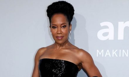 Regina King Praises This Shoe Designer For Having The Most Comfortable Shoes Ever