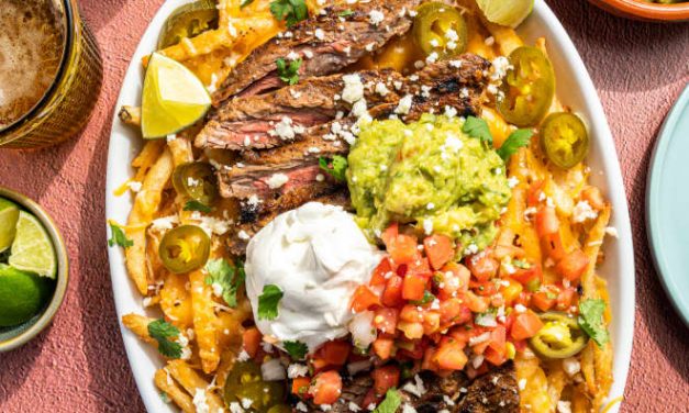 Loaded Carne Asada Fries Give You the Best of Both Worlds