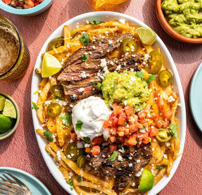 Loaded Carne Asada Fries Give You the Best of Both Worlds