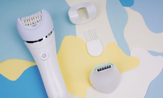 Get Rid of Peach Fuzz and Gently Exfoliate With These Nick-Proof Electric Shavers